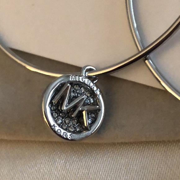 Michael Kors Silver Tone Brass Hoop Earrings With Round MK Charm & Crystal NWT - Picture 13 of 13